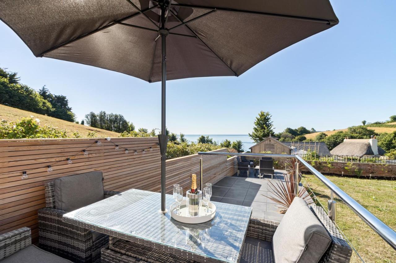 Stunning Coastal Apartment In Maidencombe With Sea Views & Garden Stokeinteignhead Buitenkant foto